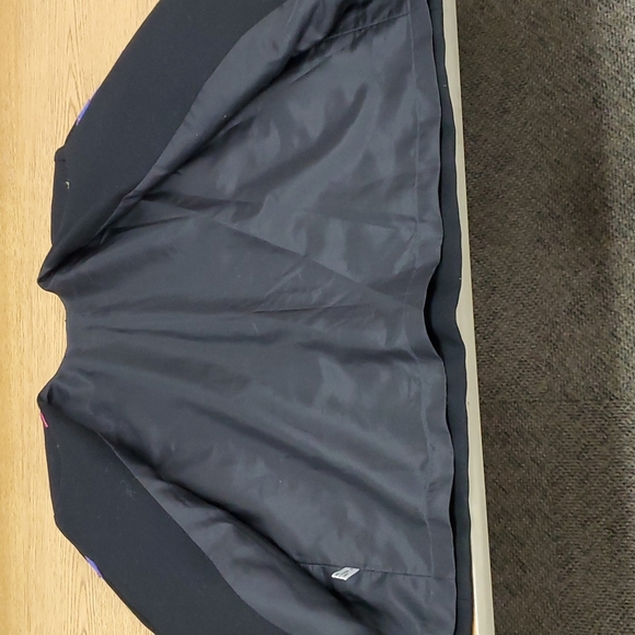 Hand Embroidered Jacket - Picture 6 of 6